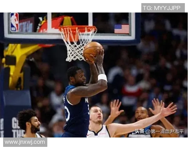 足球新星兰德尔崭露头角引发关注未来可能成为全球顶级球员